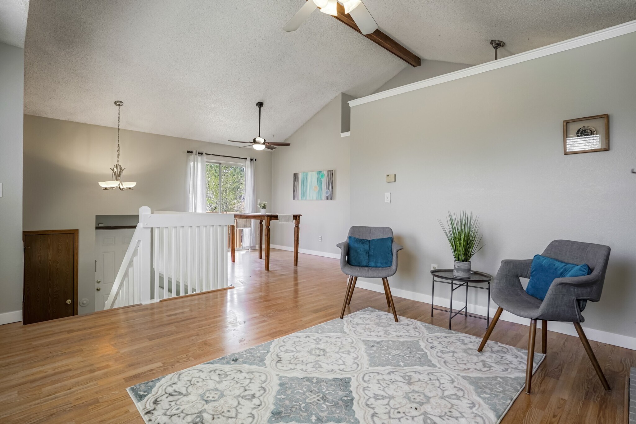 Building Photo - 1447 W 134th Dr