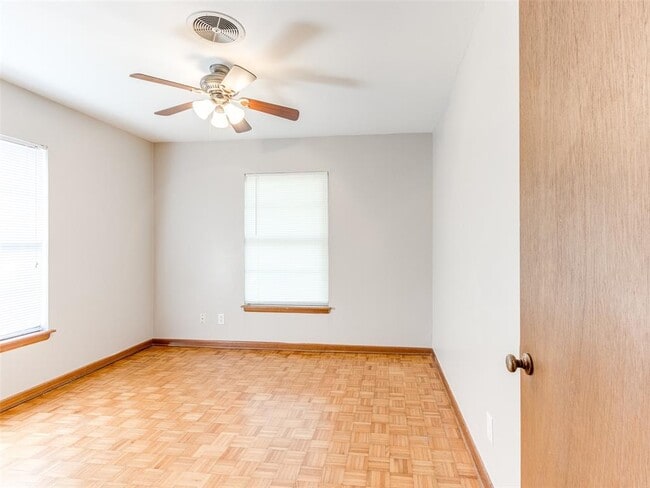 Building Photo - 1804 Melrose Dr