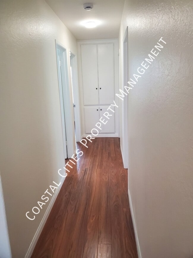 Building Photo - 12675 Verdugo Ave