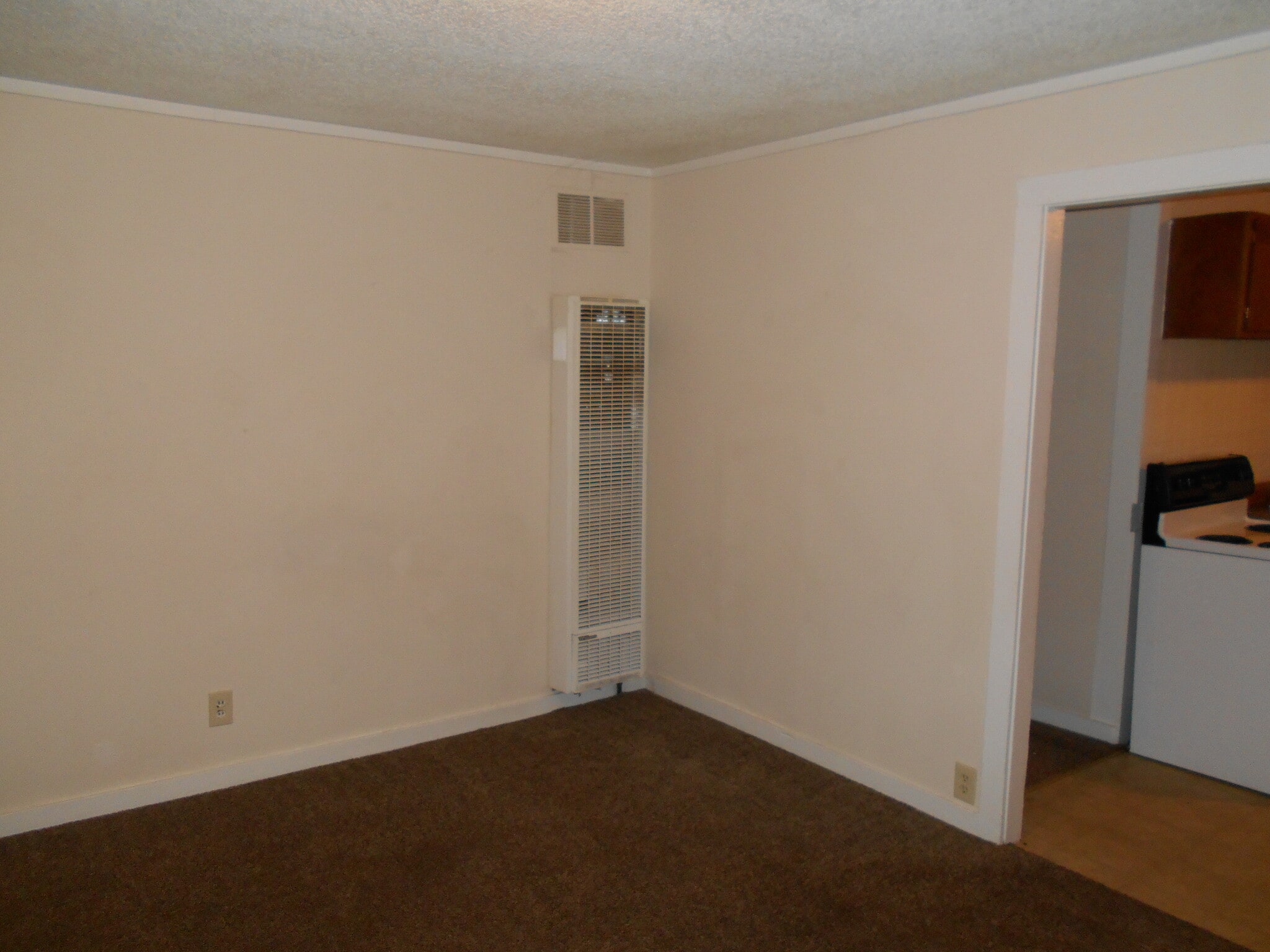 Building Photo - 4409 E Bayley St
