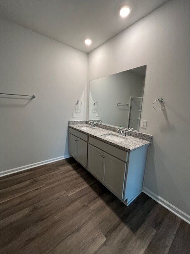 Building Photo - Welcome to your dream home in the heart of Leland, NC.