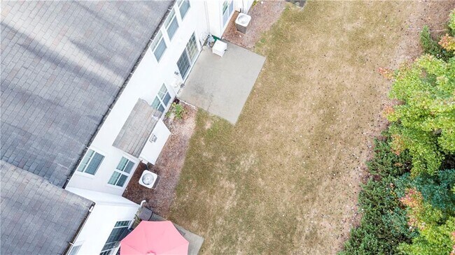 Building Photo - 2070 Hailston Dr NW