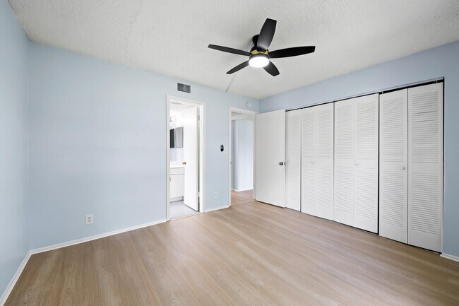 Building Photo - 3258 Coral Ridge Dr