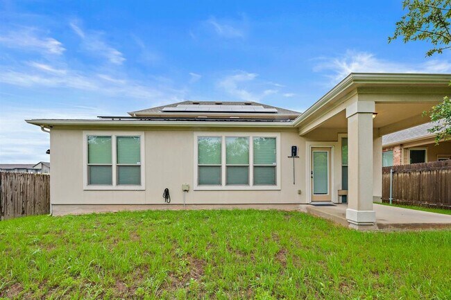 Building Photo - 1501 Arial Dr