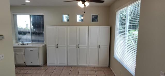 Building Photo - 867 Purple Blossom Dr