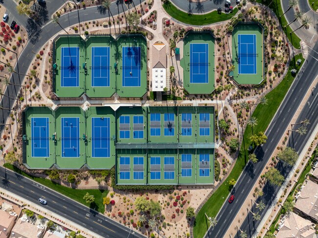 Building Photo - 78745 Platinum Dr