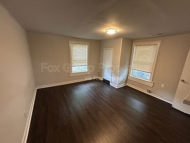 Building Photo - 1612 N McFarland St