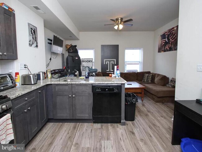 Building Photo - 1515 N Bouvier St