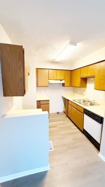 Building Photo - 3836 Sherman Towne Dr