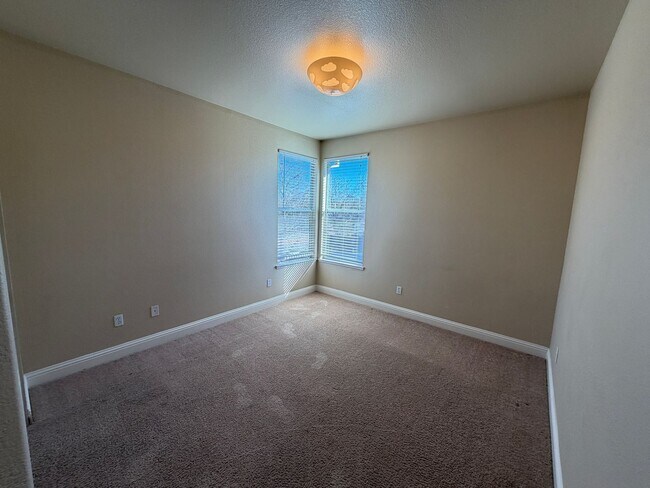 Building Photo - Large Home on Corner Lot