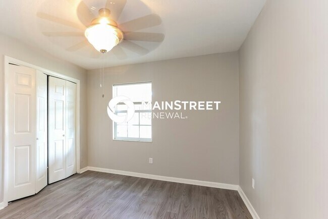 Building Photo - 4 Bedroom Pet-Friendly Home in Brandon, FL...