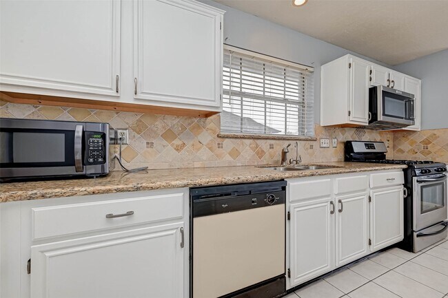 Building Photo - 11563 Withers Way Cir