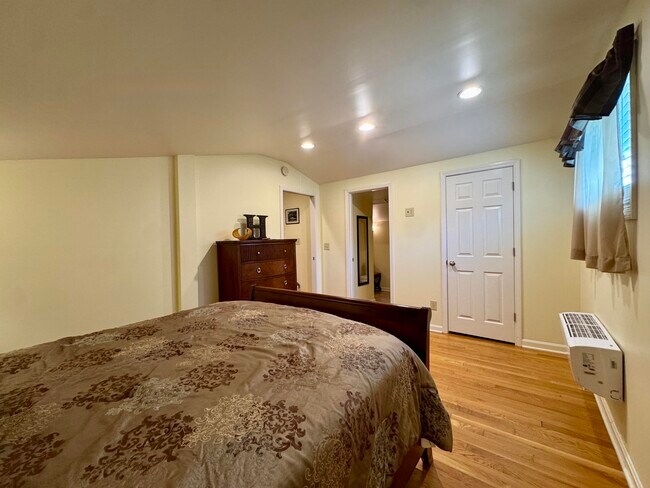 Building Photo - 1065 Mackey Pike