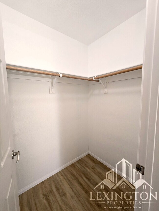 Building Photo - Fantastic, 2bd/1ba, Condo Home available in The Villaggio community, near Madison Ave. and Americ...