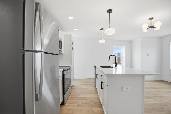 Building Photo - 2302 E Norris St