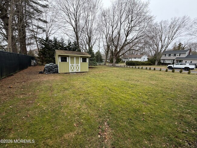 Building Photo - 41 Brookwillow Ave