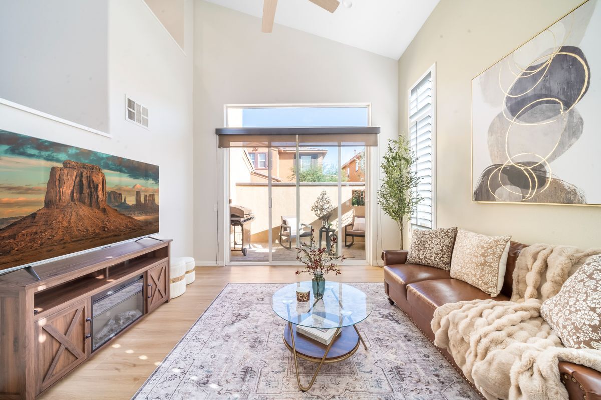 Building Photo - 52154 Rosewood