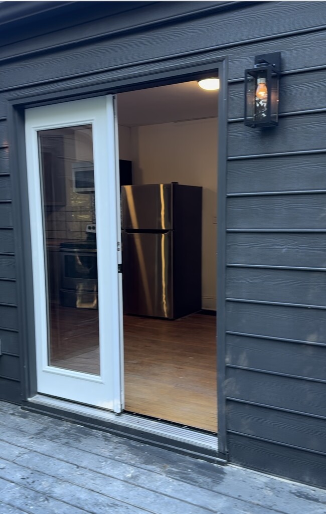 French door leading to deck - 1387 Ormewood Ave SE