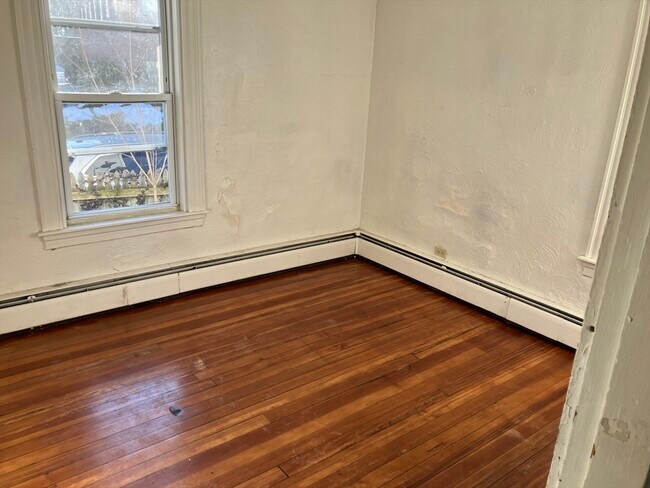 Building Photo - 41 Emory St