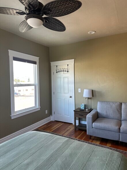 Building Photo - 1309 Michigan Ave