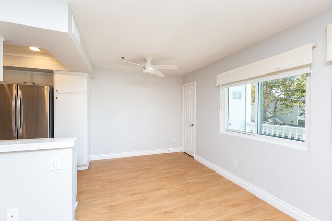 Building Photo - 2 Bed, 2 Bath Condo in Encinitas