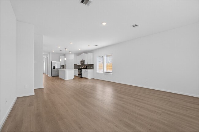 Building Photo - 422 Gram Hl Dr