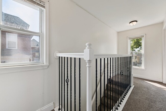 Building Photo - Stunning 2 Bedroom home in Greensburg available September 1!