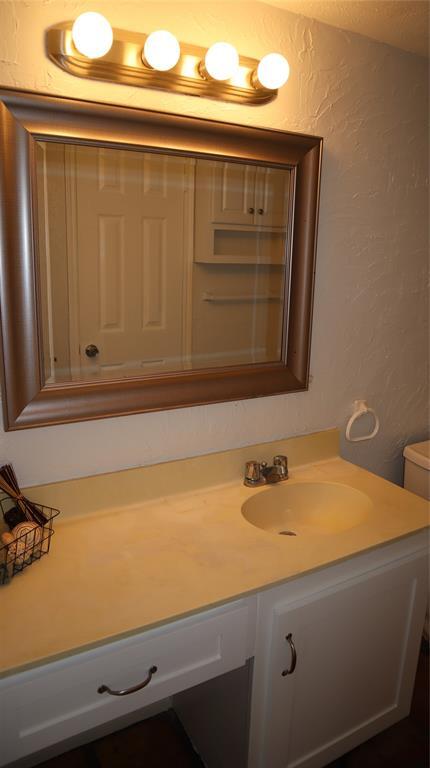 Building Photo - 6 Regency Ln