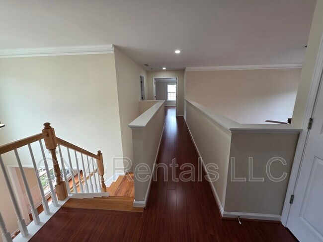 Building Photo - 1713 Paramore Pl NE