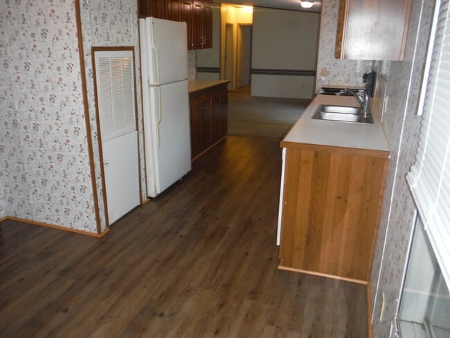 Building Photo - 127 John Lewis Dr