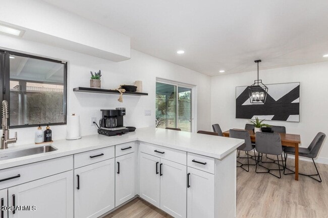 Building Photo - 4511 N 31st Pl