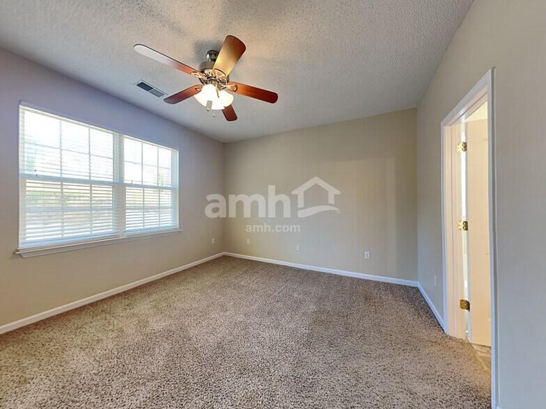 Building Photo - 3 Joggins Dr