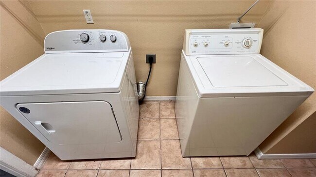 Building Photo - 1538 Blue Horizon Dr