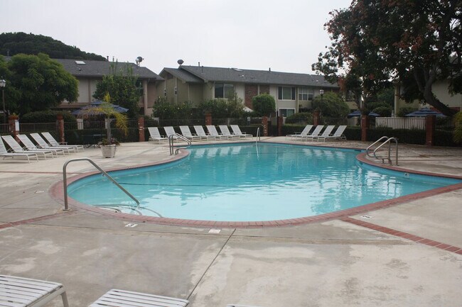 Building Photo - 5215 Sepulveda Blvd