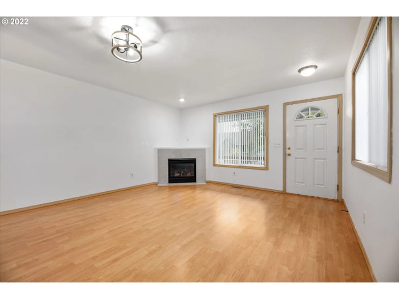 Building Photo - 3552 SE 66th Ave