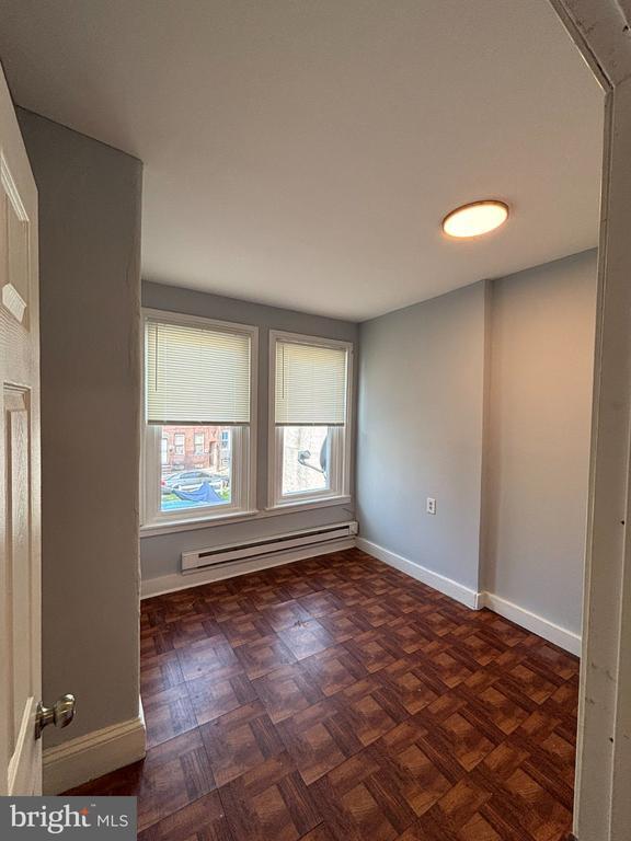Building Photo - 2054 Bellmore St