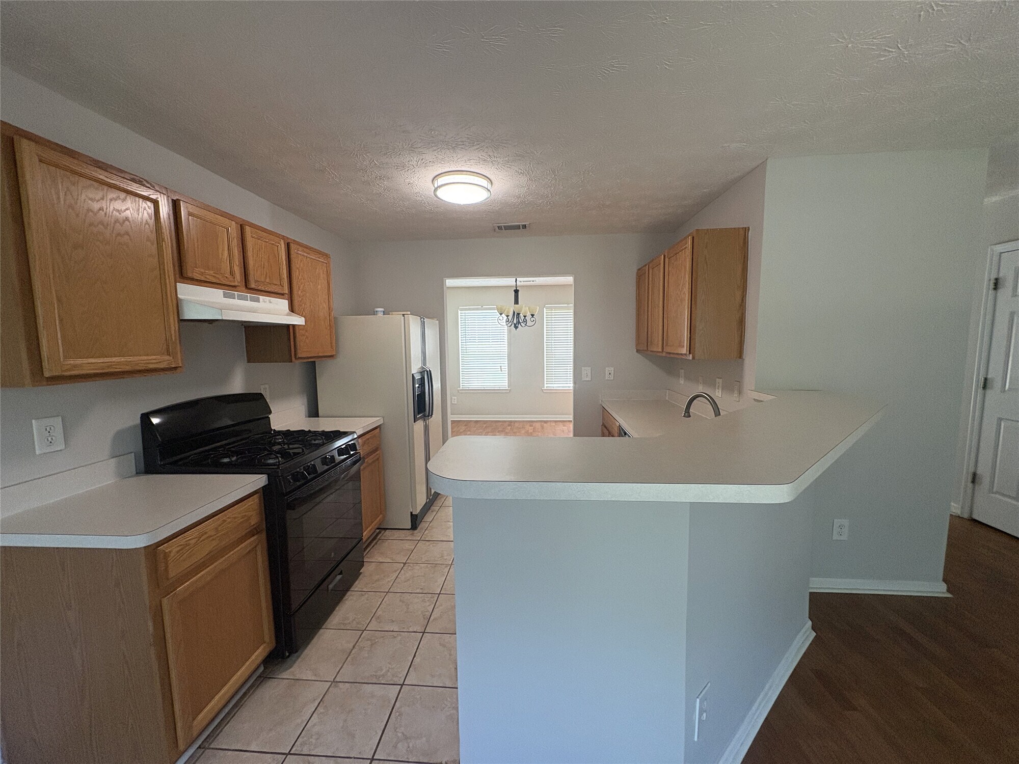 Building Photo - 1863 Skylar Leigh Dr