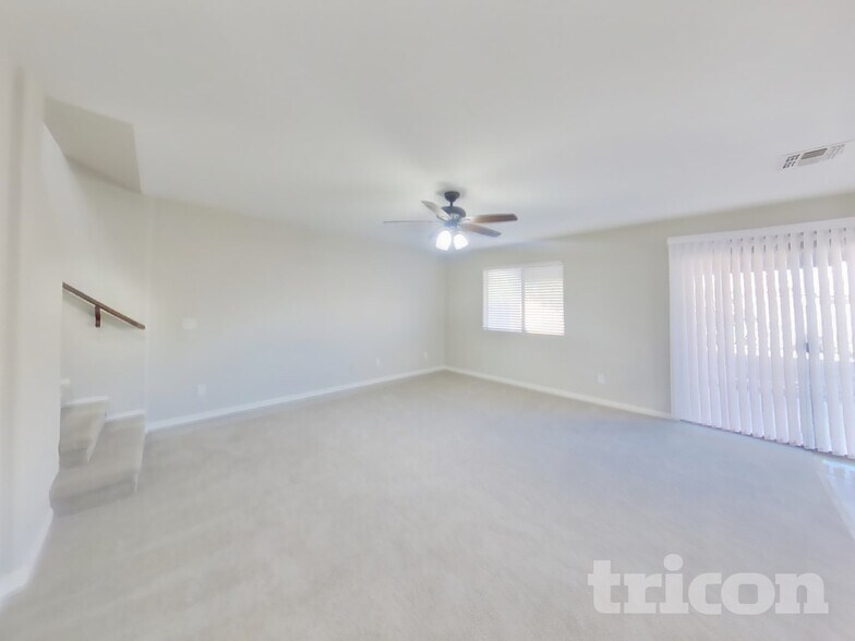 Building Photo - 396 W Corriente Ct