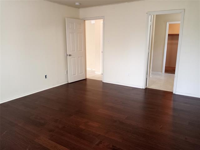 Building Photo - 3220 Brixton Dr