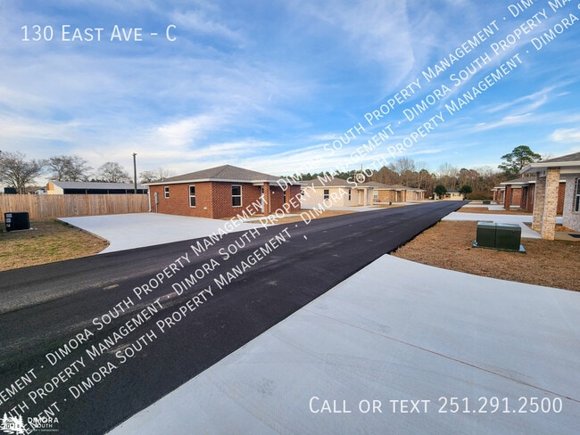 Building Photo - 130 East Ave