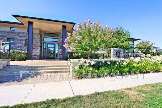 Building Photo - 2683 Alcove Way