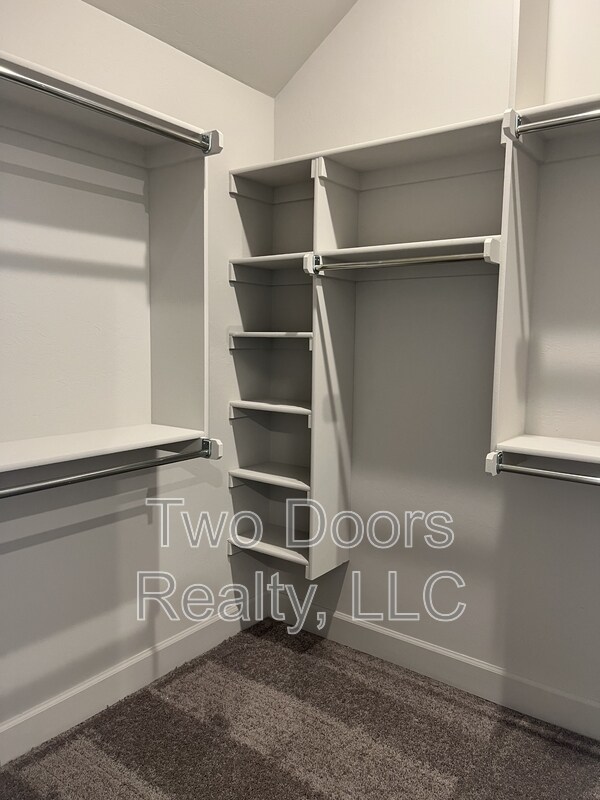 Building Photo - 13812 Klinsman Rd