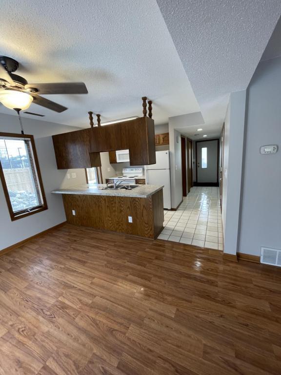 Building Photo - 2208 18th Ave SE