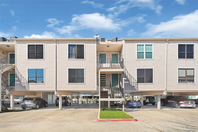 Building Photo - 3663 E NASA Pkwy