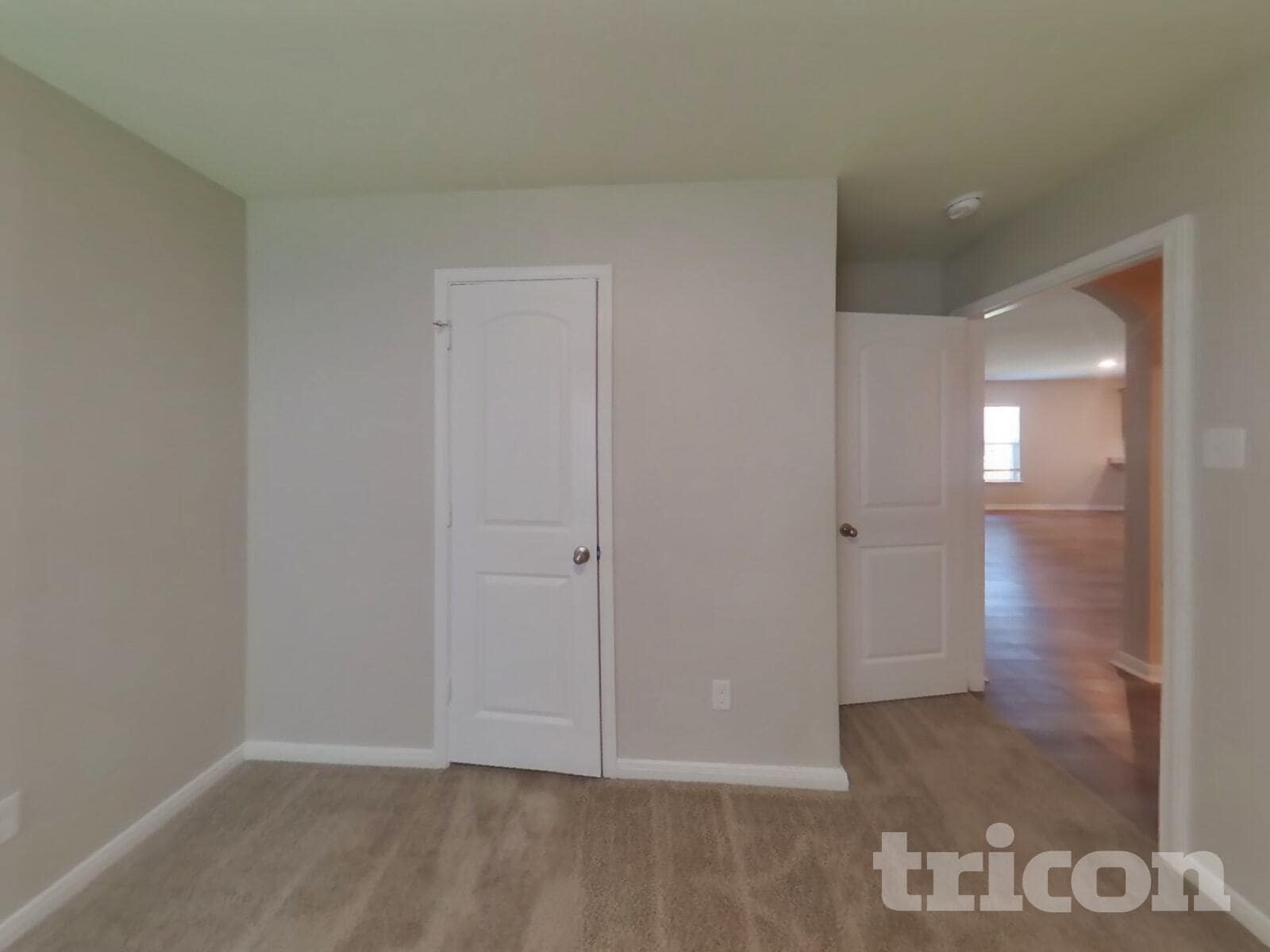 Building Photo - 715 Wonderland Trail