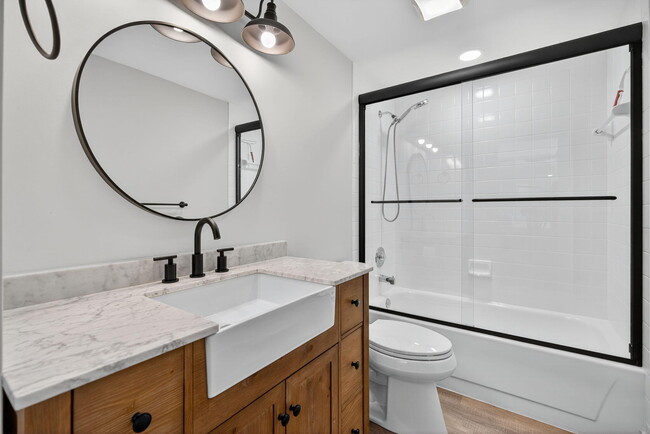 Building Photo - 2701 27th Ct