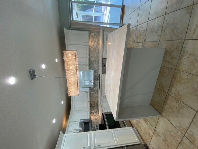 Building Photo - 3436 Housatonic Dr