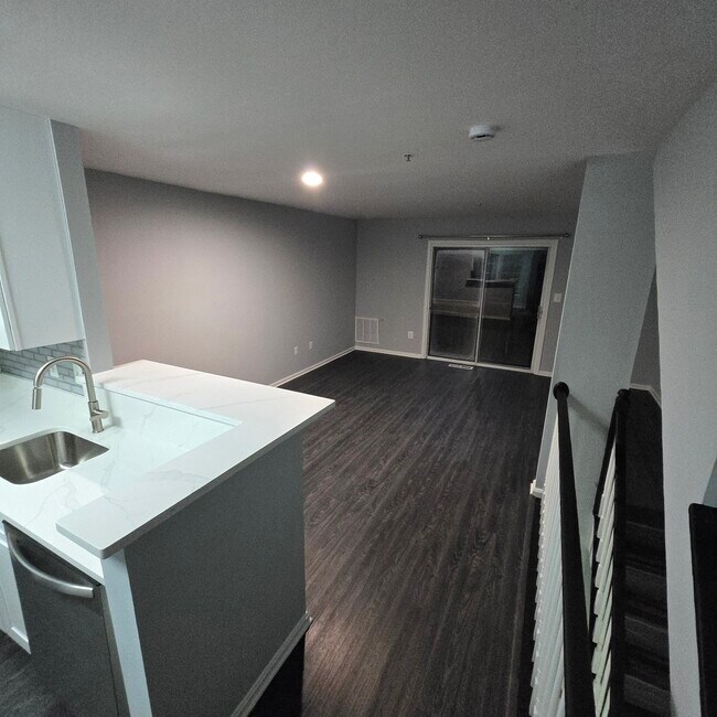 Building Photo - 13906 Ascott Dr