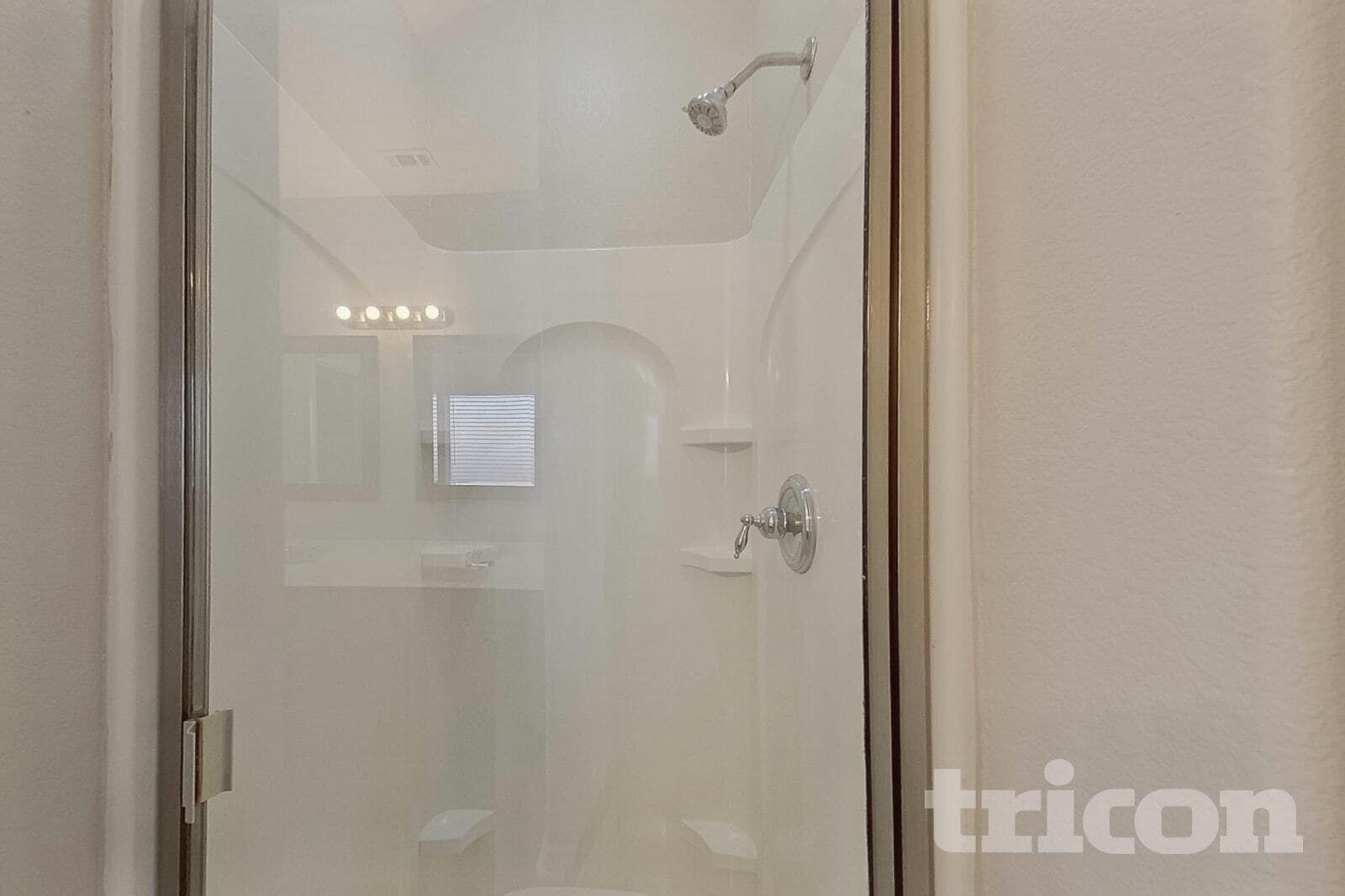 Building Photo - 1716 Anchorage Dr