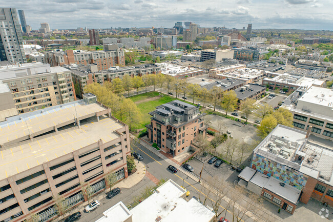 Neighborhood Context - Pacific Street Condos